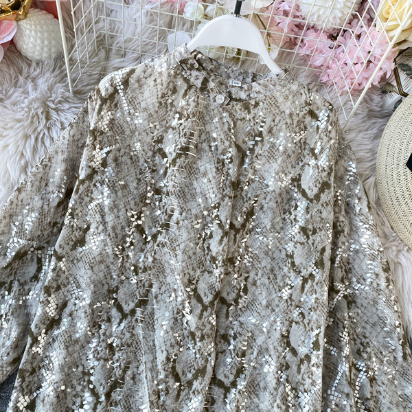 Modern női ing sifonból és állatmintás két színben