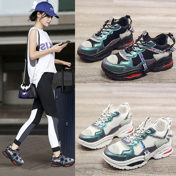 Αθλητικά casual γυναικεία αθλητικά παπούτσια με λουριά και χοντρή πλατφόρμα σε λευκό και μαύρο χρώμα