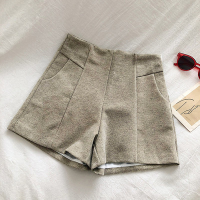 Lezser női rövidnadrág széles modell három színben, magas derékkal