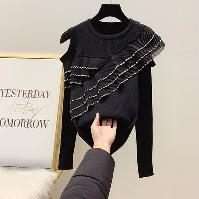 Γυναικείο Slim πλεκτό πουλόβερ με γυμνό ώμους και βολάν σε καφέ, μαύρο, μοβ και λευκό χρώμα