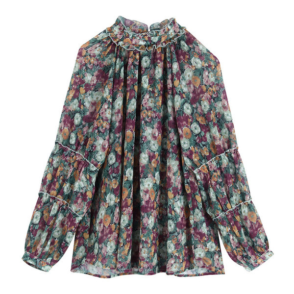 Γυναικεία μπλούζα σιφόν με λαιμόκοψη και floral σχέδιο