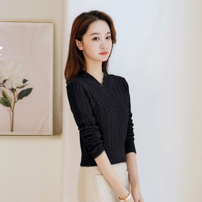 Μοντέρνο γυναικείο πουλόβερ με λαιμόκοψη και μακρύ μανίκι - διάφορα χρώματα