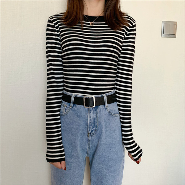 Ριγέ γυναικείο πουλόβερ  σε πέντε χρώματα με χαμηλό κολάρο και μακρύ μανίκι