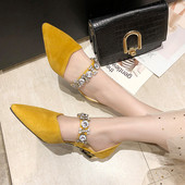Modern cipő hegyes modell öko velúrból sárga, rózsaszín és fekete színben, alacsony talppal és díszítő kövekkel