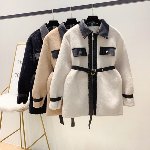 Női kabát cipzárral és övvel, klasszikus gallérral fehér, fekete és bézs színben