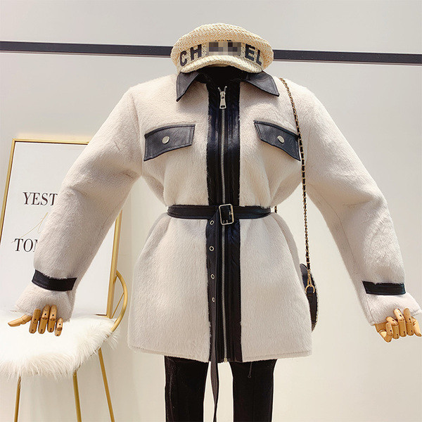 Női kabát cipzárral és övvel, klasszikus gallérral fehér, fekete és bézs színben