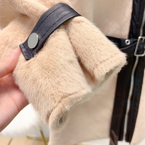 Női kabát cipzárral és övvel, klasszikus gallérral fehér, fekete és bézs színben