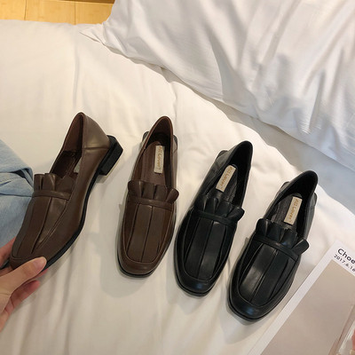 Дамски ежедневни обувки от еко кожа в кафяв и черен цвят заоблен модел с ниска подметка