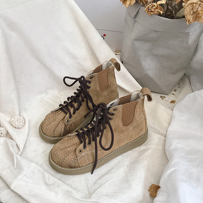 Καθημερινές  μπότες eco σουέτ φθινόπωρο-χειμώνα με κορδόνια και χαμηλή σόλα σε λευκό, καφέ και μαύρο χρώμα