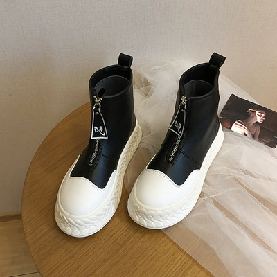 Μοντέρνες φθινοπωρινές / χειμερινές μπότες με φερμουάρ Eco Leather και επίπεδη  σόλα πράσινο και μαύρο χρώμα