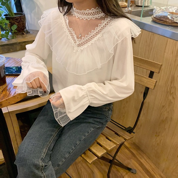 Női bársony ing hálóval és csipkével, fehér és fekete színben