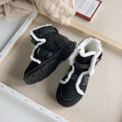 Női csizma csattal, puha béléssel fekete és barna színben