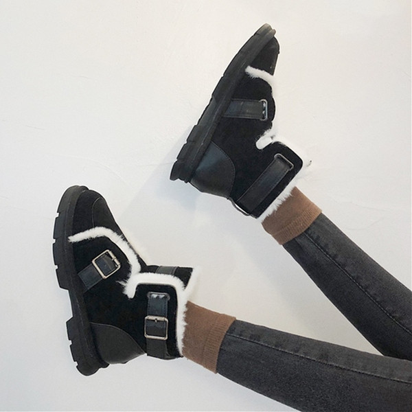 Női csizma csattal, puha béléssel fekete és barna színben