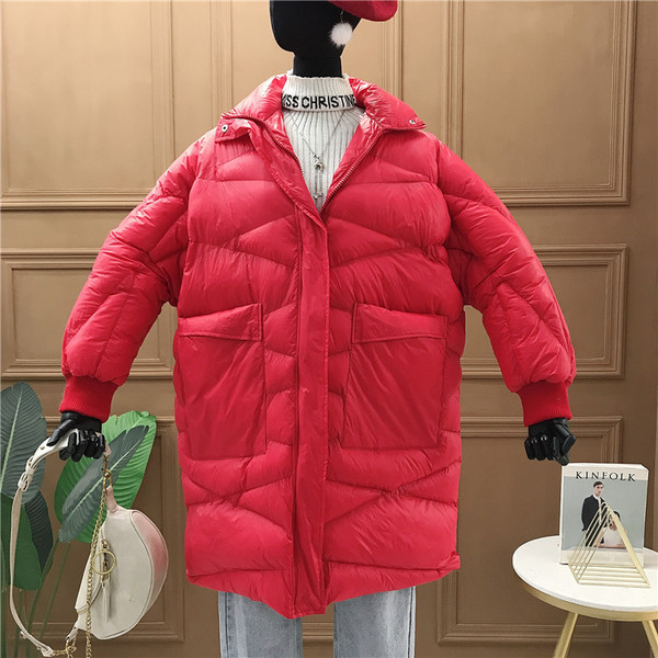 Új modell téli női kabát zsebekkel - széles modell fehér, zöld, sárga, piros, narancs és fekete színben