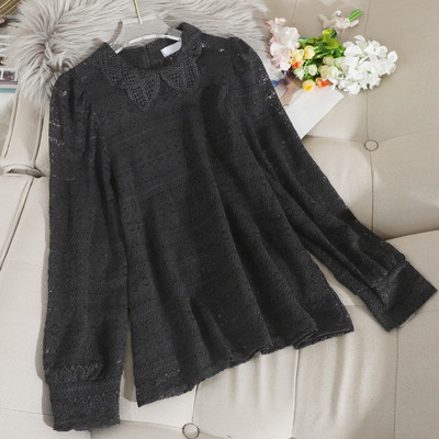 Γυναικείο δαντελένιο πουκάμισο με κλασικό γιακά σε μπεζ, μαύρο και άσπρο χρώμα