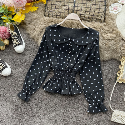 Μοντέρνο γυναικείο πουκάμισο πουά με ωοειδές ντεκολτέ και κουμπιά σε έξι  χρώματα