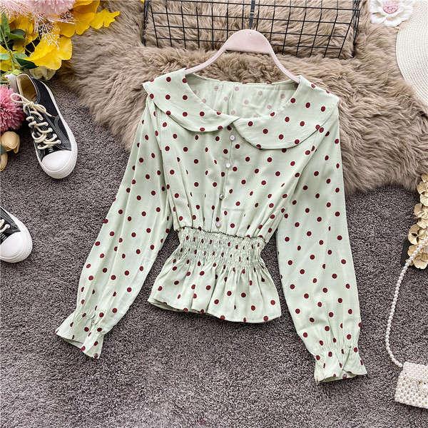 Μοντέρνο γυναικείο πουκάμισο πουά με ωοειδές ντεκολτέ και κουμπιά σε έξι  χρώματα 