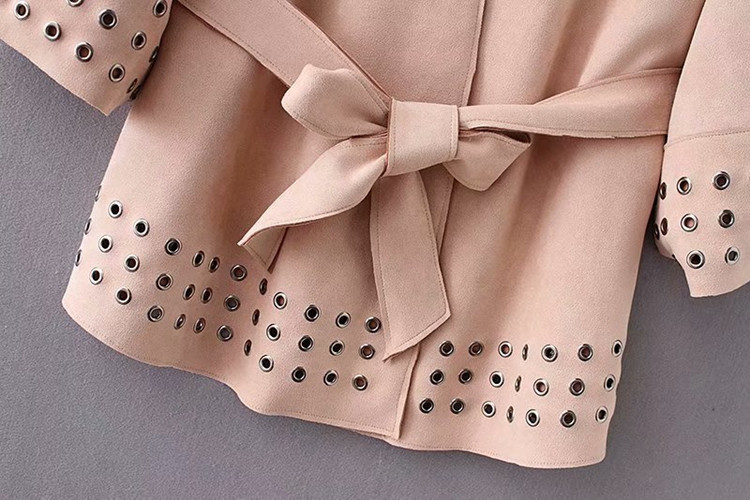 Modern női tavaszi-őszi kabát öko velúrból fém elemekkel és rózsaszín övvel