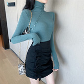 Καθημερινή γυναικεία μπλούζα σε τέσσερα χρώματα με κολάρο και κουμπιά