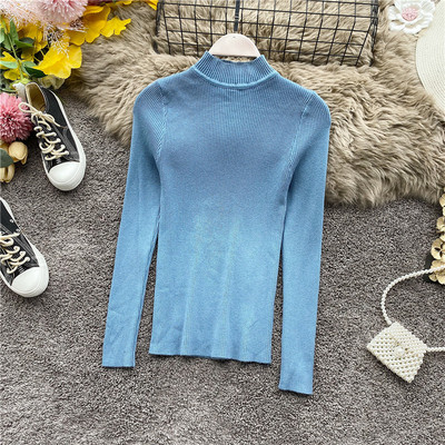 Divatos női pulóver vékony kötésből, magas gallérral, különböző színekben