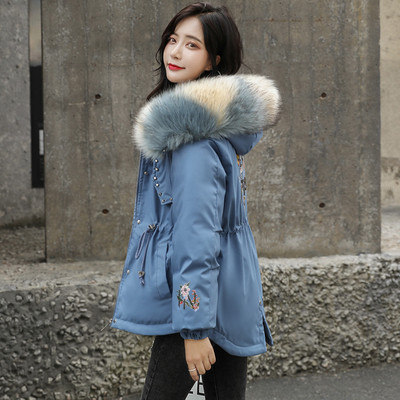 Μοντέρνο χειμερινό γυναικείο μπουφάν  με κεντήματα σε πέντε χρώματα