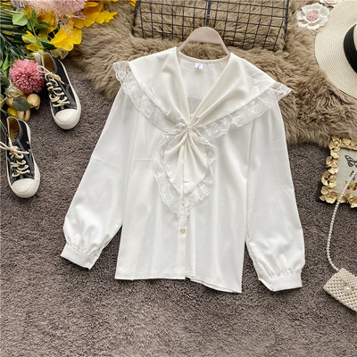 Μοντέρνο γυναικείο πουκάμισο με κουμπιά και δαντέλα σε λευκό, μαύρο, καφέ και μπορντό χρώμα