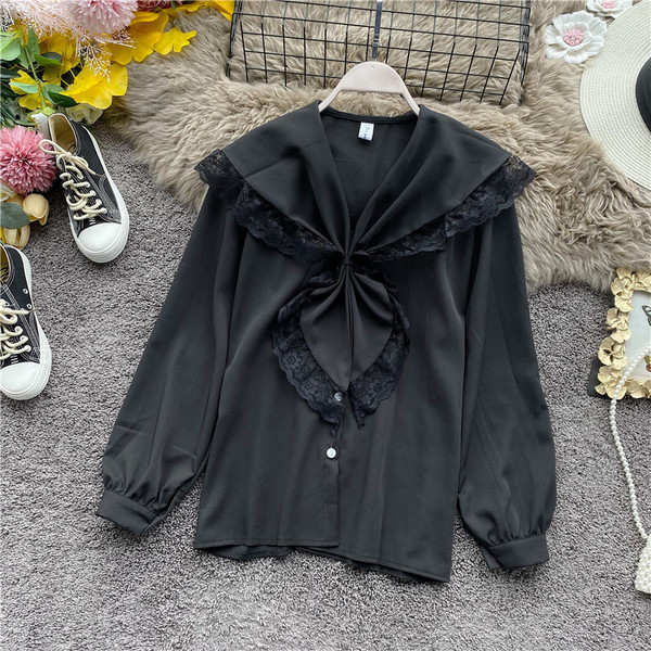 Μοντέρνο γυναικείο πουκάμισο με κουμπιά και δαντέλα σε λευκό, μαύρο, καφέ και μπορντό χρώμα