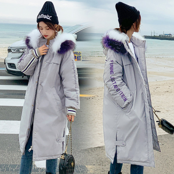 ÚJ modell női téli kabát kapucnival és mintával fehér, fekete, kék és lila színekben