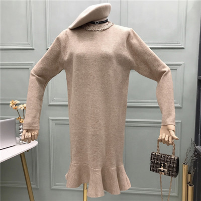 Γυναικείο πλεκτό φόρεμα λαιμόκοψη με μακρύ μανίκι σε κόκκινο, μαύρο, μπεζ και πράσινο χρώμα