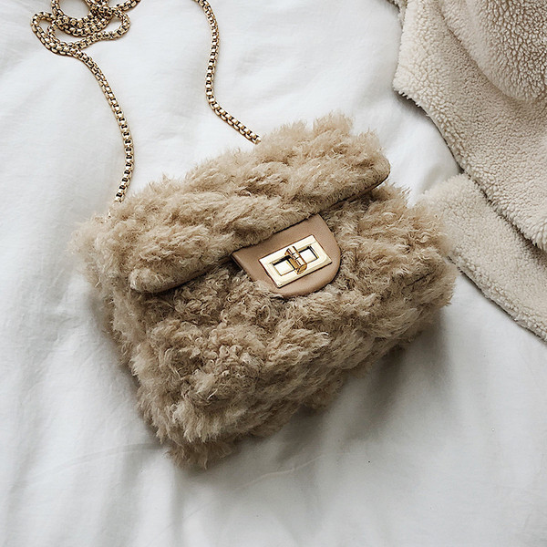 Geantă de pluș de damă cu închizătoare și lanț metalic