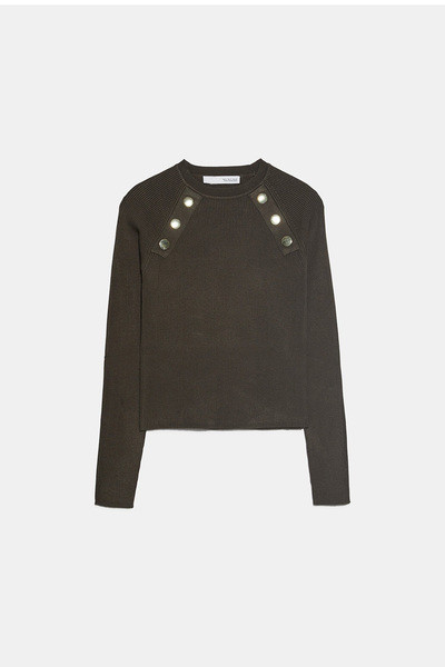 Λεπτή γυναικεία μπλούζα πλεκτή  με μεταλλικά κουμπιά σε πράσινο, λευκό και μαύρο χρώμα