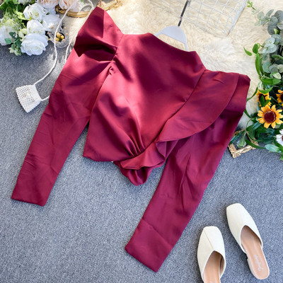 Bluză de damă elegantă în patru culori, cu mâneci largi și fermoar