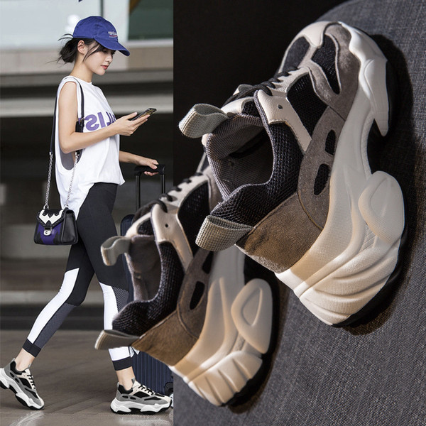 Γυναικεία casual αναπνεύσιμα αθλητικά  παπούτσια με χοντρή σόλα  σε γκρι χρώμα