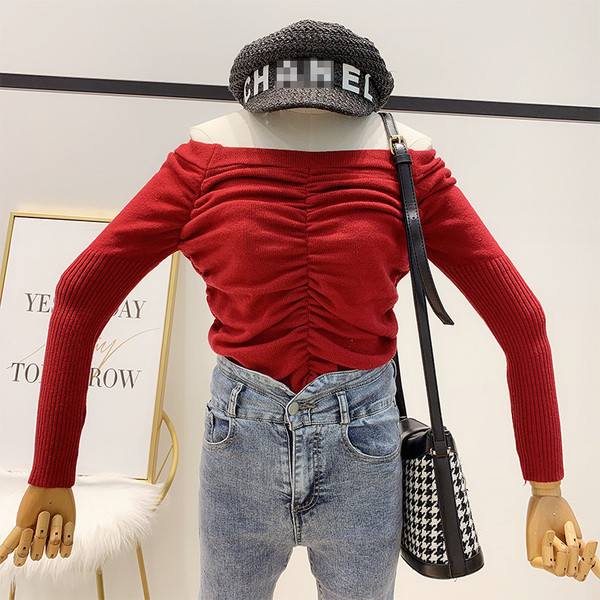 Γυναικείο πουλόβερ πλεκτό σε μαύρο, κόκκινο, καφέ και λευκό χρώμα