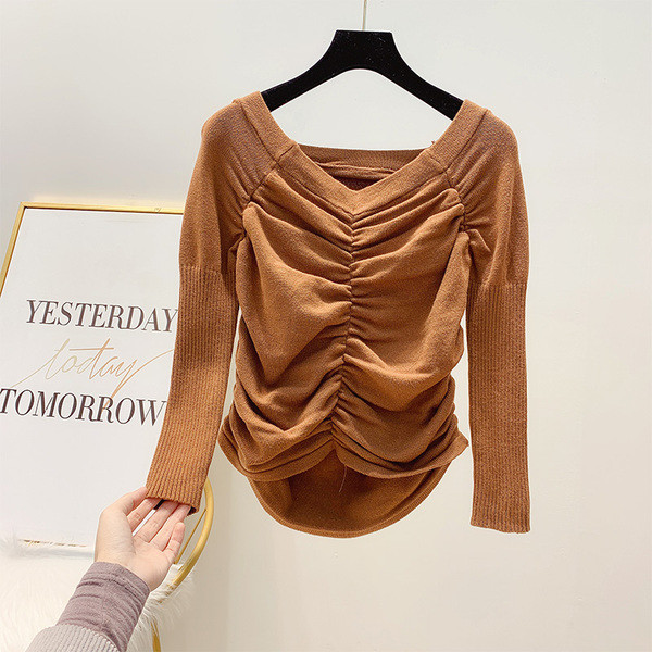 Γυναικείο πουλόβερ πλεκτό σε μαύρο, κόκκινο, καφέ και λευκό χρώμα