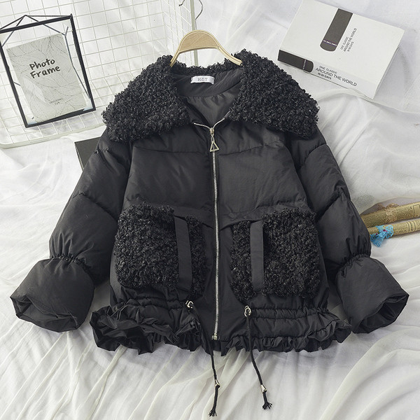 Νέο μοντέλο γυναικείο μπουφάν με  κολάρο και κορδόνια και χνουδωτό γιακά σε μπλε, άσπρο, μαύρο και καφέ χρώμα