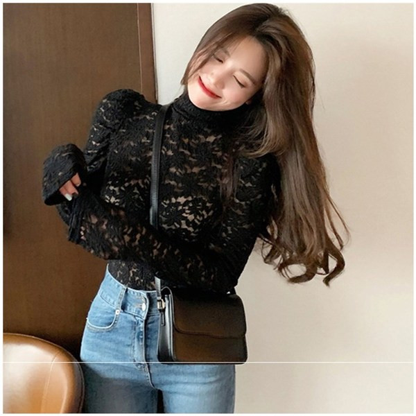 Γυναικεία μπλούζα δαντέλες και βολάν μανίκια σε κίτρινο, λευκό και μαύρο χρώμα