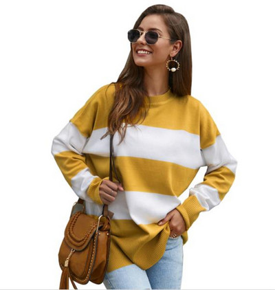 Μοντέρνα ριγέ μπλούζα με ωοειδές λαιμόκοψη σε κίτρινο, πράσινο και μπλε χρώμα