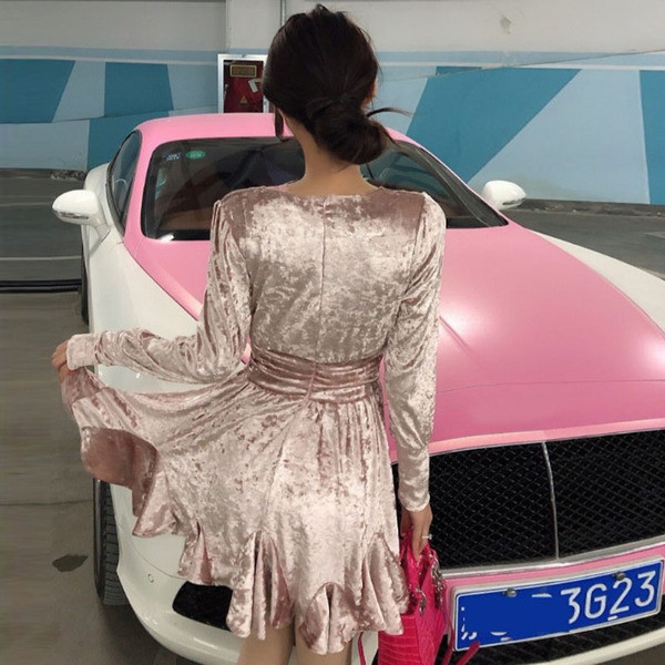 Rochie de dama model nou cu decolteu rotund in negru si roz