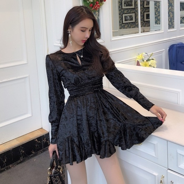 Rochie de dama model nou cu decolteu rotund in negru si roz