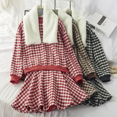 Γυναικείο χειμερινό καρό σετ-  φούστα και πουλόβερ σε καφέ, κόκκινο και μαύρο χρώμα