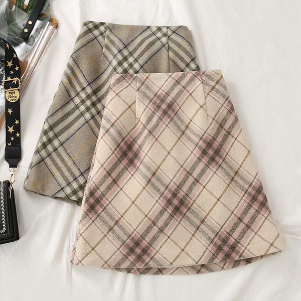Casual γυναικεία καρό φούστα σε καφέ και μπεζ χρώμα