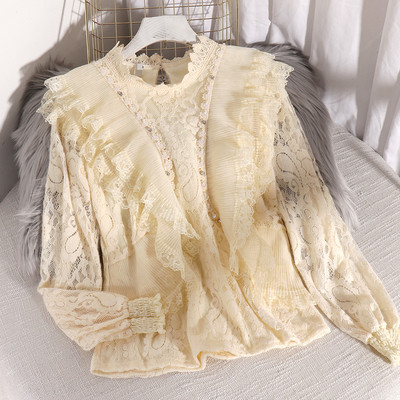 Μοντέρνο δαντελωτό γυναικείο πουκάμισο με μεγάλο κολάρο και μακρύ μανίκι σε μπεζ, ροζ και λευκό χρώμα