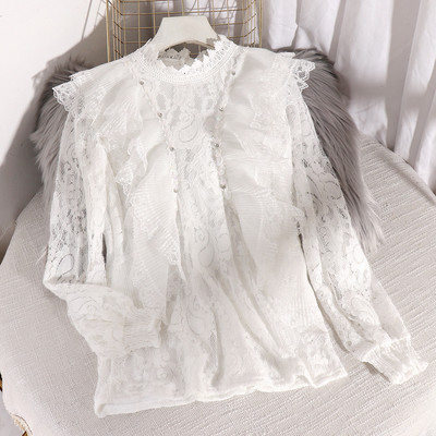 Μοντέρνο δαντελωτό γυναικείο πουκάμισο με μεγάλο κολάρο και μακρύ μανίκι σε μπεζ, ροζ και λευκό χρώμα