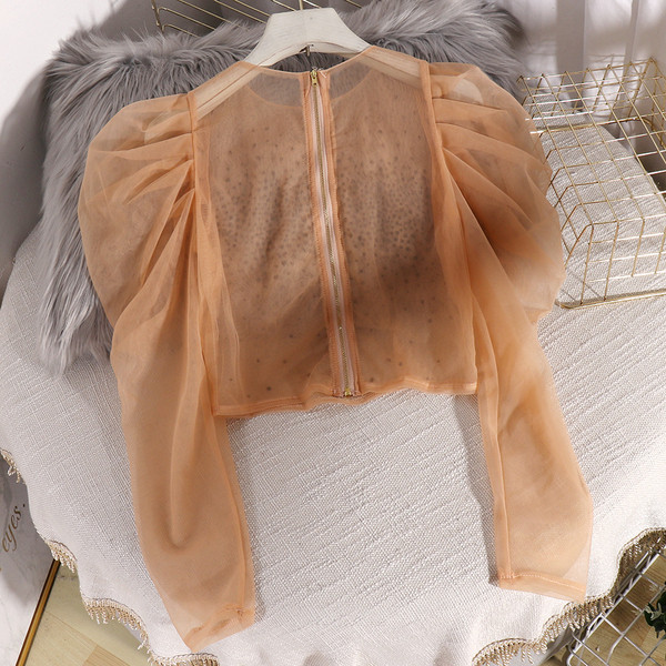 Μοντέρνα γυναικεία μπλούζα από τούλι με φερμουάρ και πέτρες σε κόκκινο, μπεζ, λευκό και μαύρο χρώμα