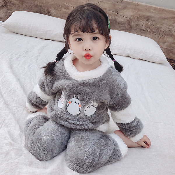 Παιδική πιτζάμες για κορίτσια σε γκρι και κόκκινο με κέντημα