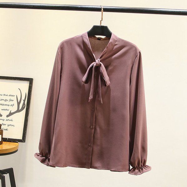 Μοντέρνο γυναικείο πουκάμισο με κολάρο και μακρύ μανίκι σε μπλε, μαύρο, λευκό και ροζ χρώμα