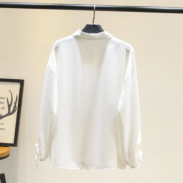 Casual γυναικείο πουκάμισο με κλασικό γιακά και κουμπιά σε πράσινο και λευκό χρώμα