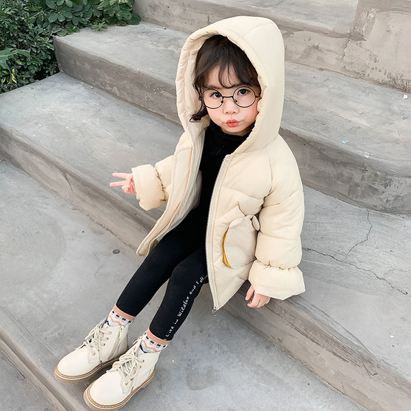 Χειμερινό γυναικείο μπουφάν για κορίτσια σε τρία χρώματα με τσέπες και κουκούλα