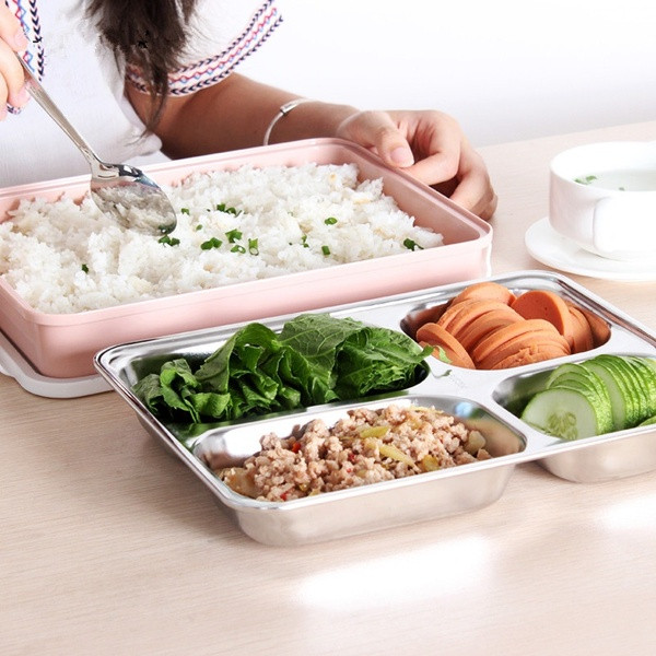 Kiváló minőségű élelmiszeres doboz négy rozsdamentes acél rekesszel + zöld, kék, fekete és rózsaszín edényekkel